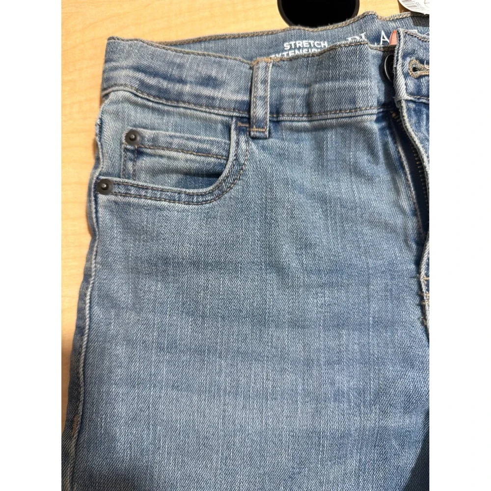The Children's Place Boys Straight Leg Stretch Jeans Med Wash Blue Size 12 NWT